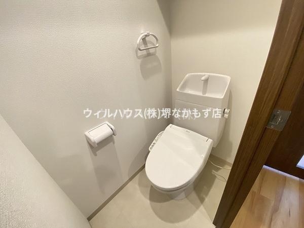FREEDOM residence堺深井沢町のトイレ写真