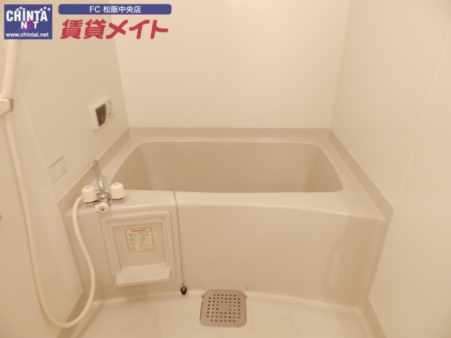 バス・シャワールーム　追い炊き給湯付きのお風呂（^－^）