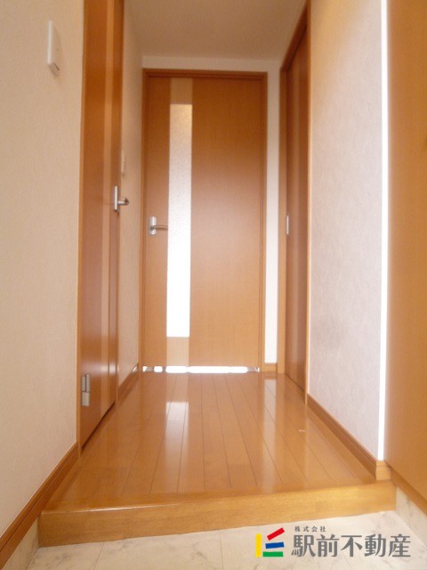 玄関　同タイプ別部屋