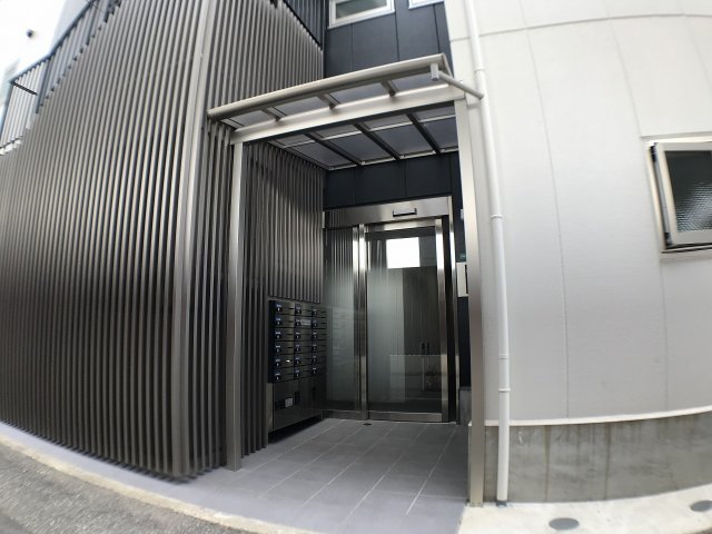 阪急神戸線 西宮北口駅 徒歩11分 3階建 築9年の外観写真