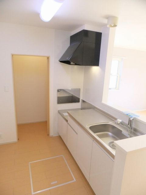 フォーリスト Aのキッチン写真