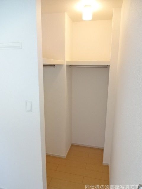 フォーリスト Aの内装写真