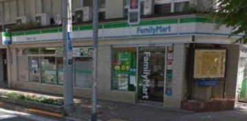 コンビニ　ファミリーマート浅草橋二丁目店（コンビニ）まで95m