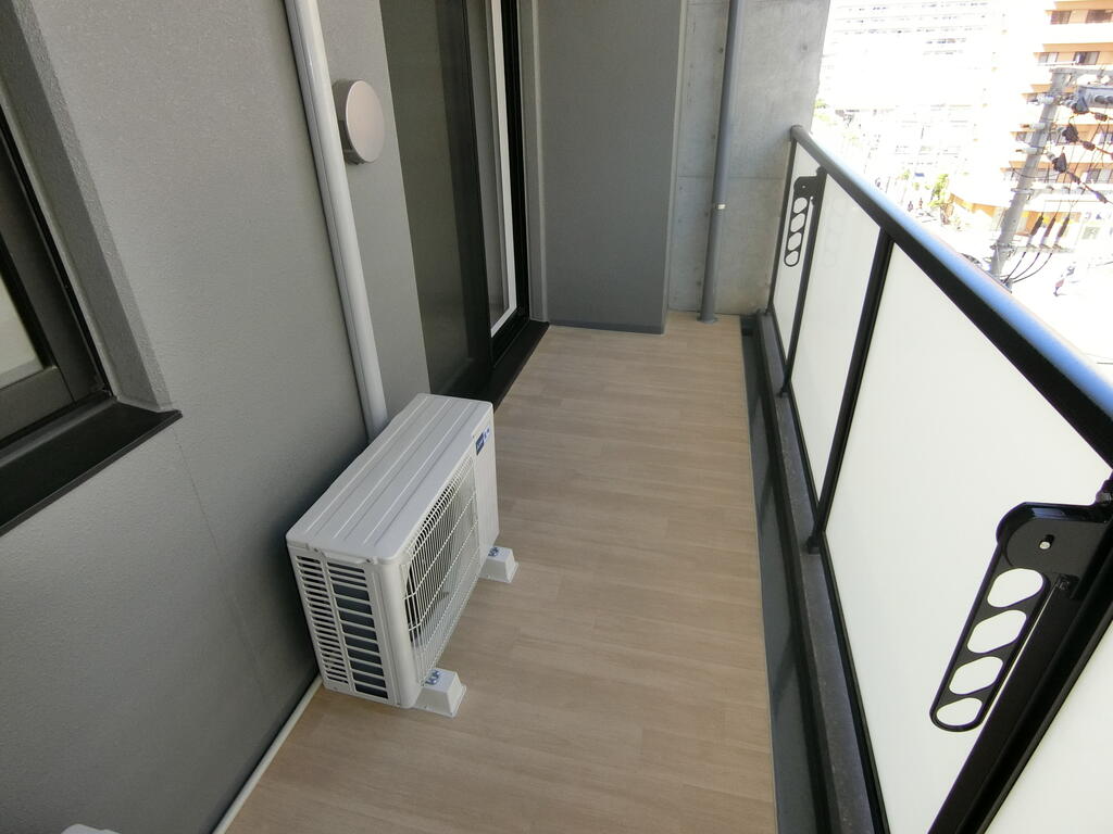 バルコニー　東向きです