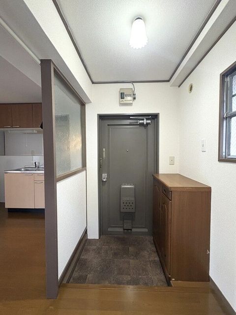 玄関　現況優先