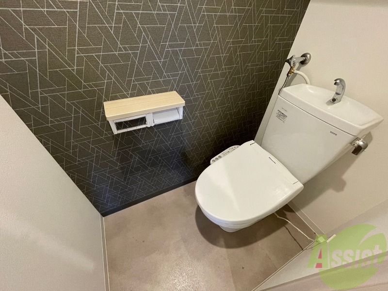 トイレ　トイレです。ウォシュレット付を探している方、おすすめです。