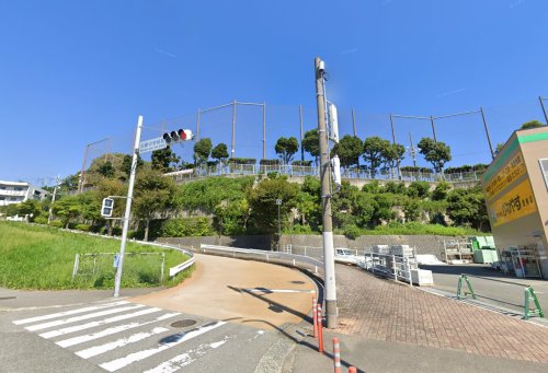 中学校　福岡市立松崎中学校（中学校）まで1985m