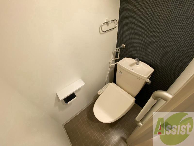 トイレ　トイレです。ウォシュレット付を探している方、おすすめです。