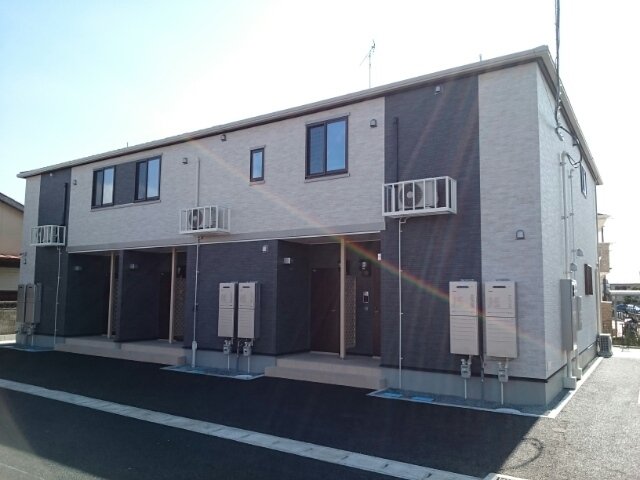 建物外観　外観は落ち着いています
