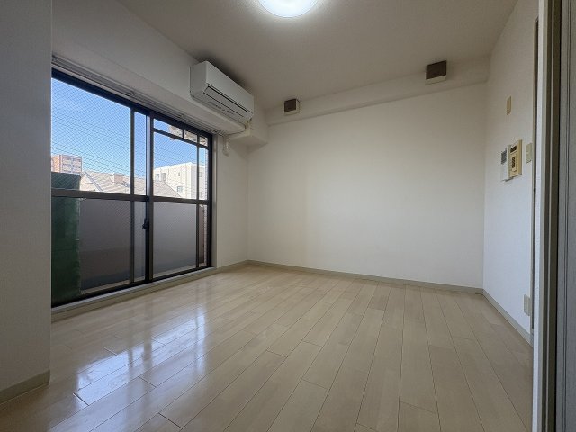 その他部屋・スペース　使い勝手のいい寝室です