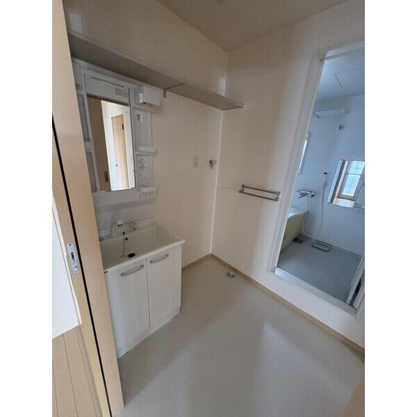 CORDIAの内装写真