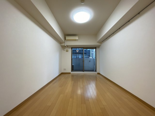 エスライズ四ツ橋の居間写真