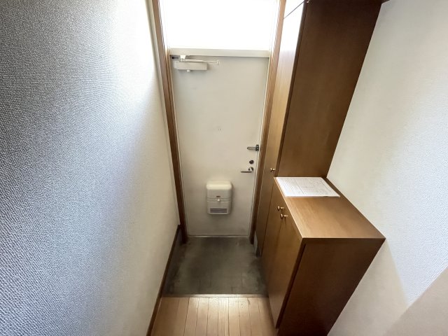 メゾン松本E棟の玄関写真