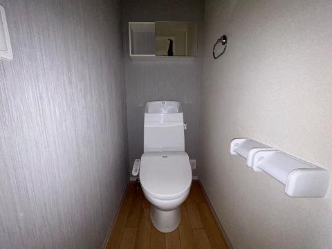 トイレ　シャワー付トイレ
