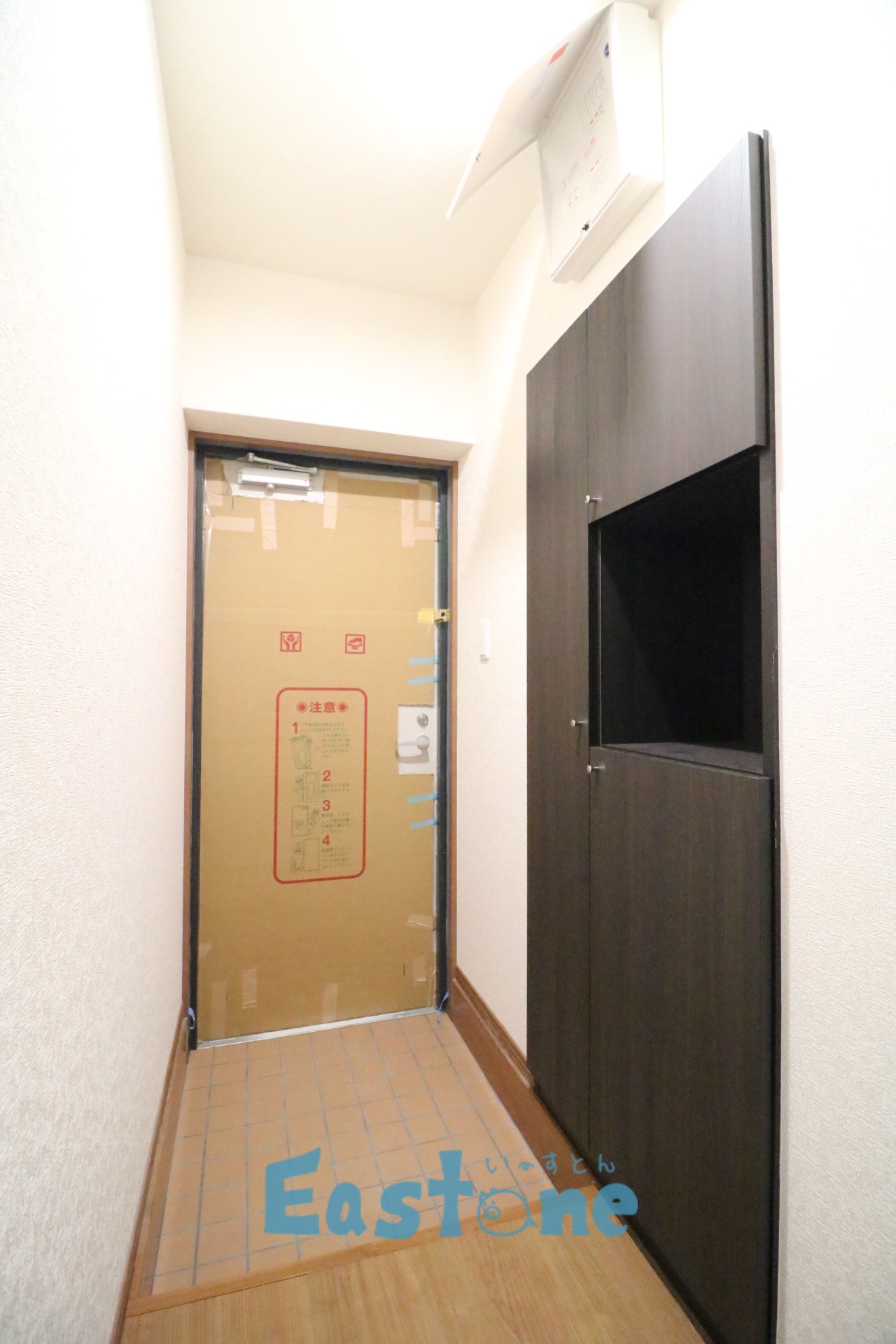 玄関　大型シューズボックスでスッキリ収納