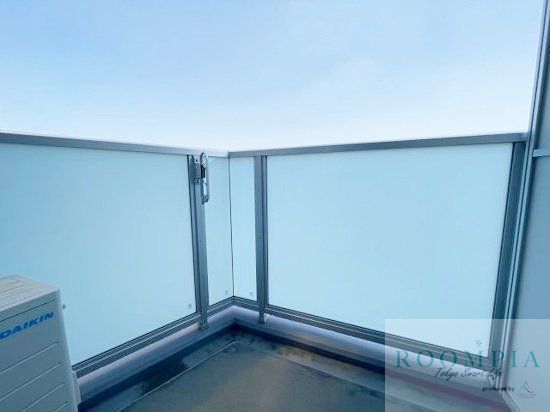 バルコニー　※同タイプの別のお部屋です。