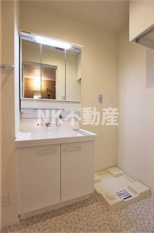 洗面設備　使いやすい洗面所です