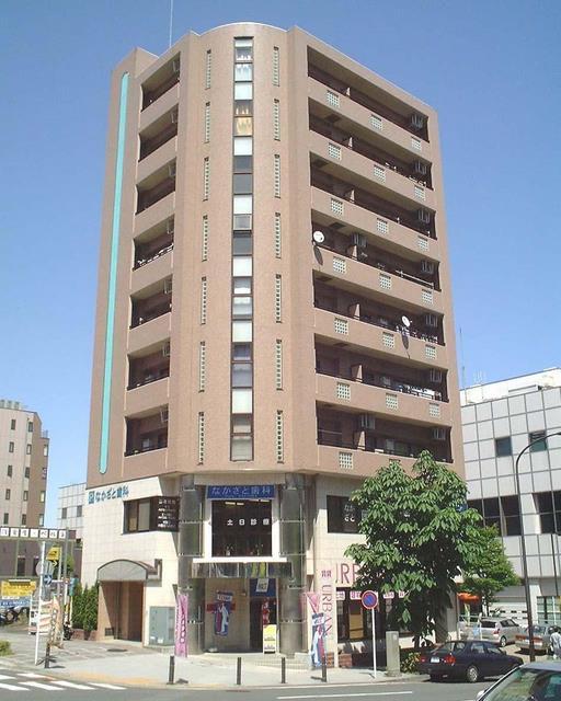 建物外観　ブルーライン・グリーンライン「センター南」駅まで徒歩1分！便