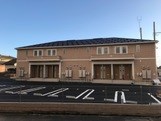 建物外観　2階建てアパート