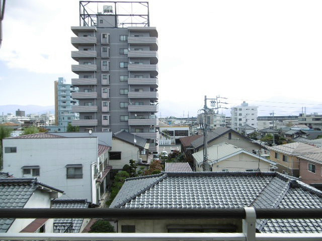 眺望　写真は403号室です。(参考)