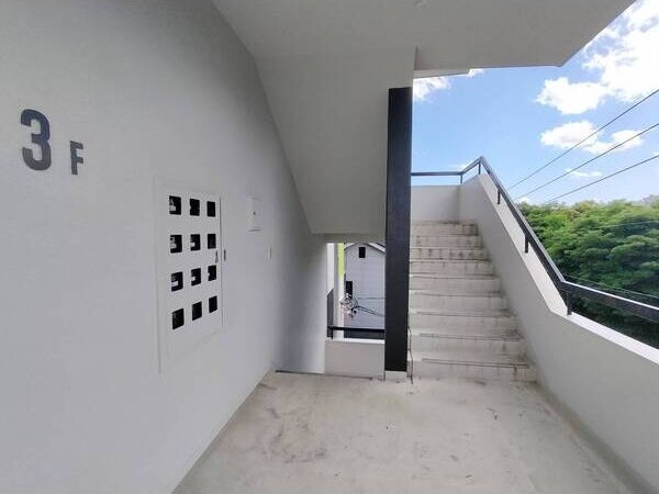 地下鉄東山線 藤が丘駅 徒歩21分 5階建 築53年の外観写真