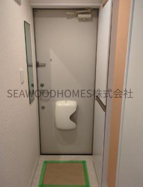 玄関　※同施工の参考写真です。実際とは異なる場合がございます。