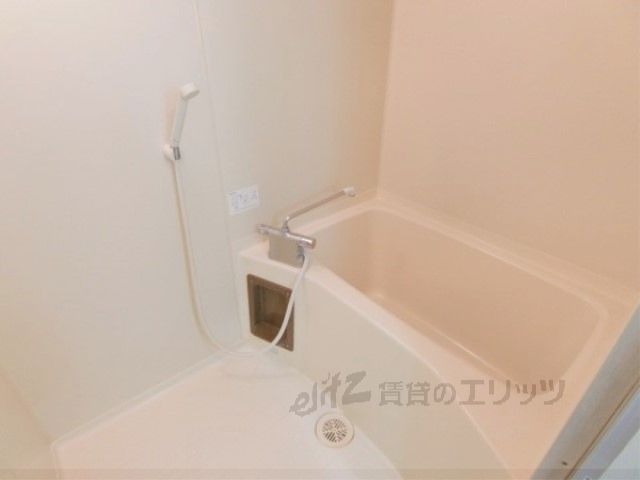 バス・シャワールーム　風呂