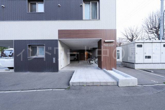 エントランス　詳細は、ウィンドワード中の島店までご相談下さい。