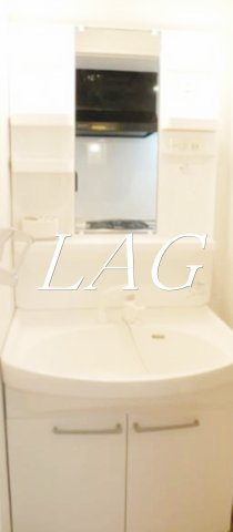 洗面設備　独立洗面台です。