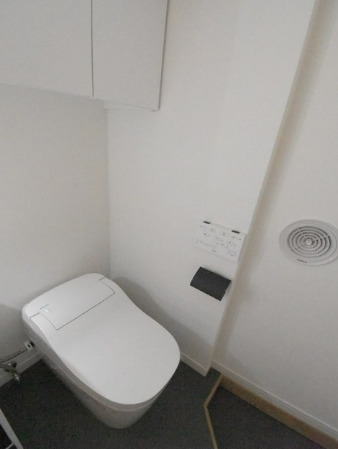 オーパスホームズ三田のトイレ写真