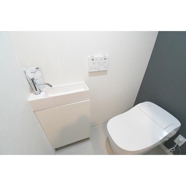 HJ PLACE神楽坂のトイレ写真
