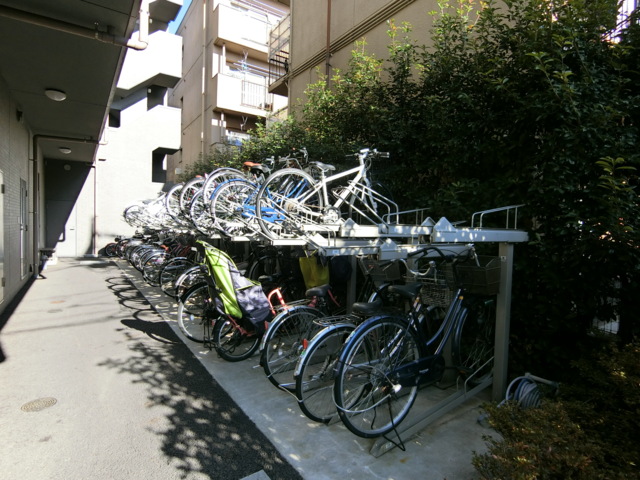 その他共有部分　駐輪場は無料です