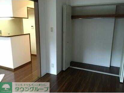 収納　同タイプの写真　家具等はつきません