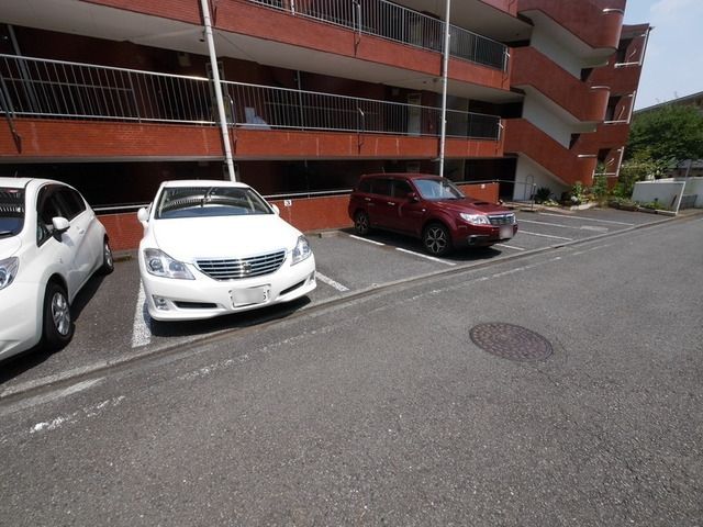 駐車場　★敷地内駐車場★