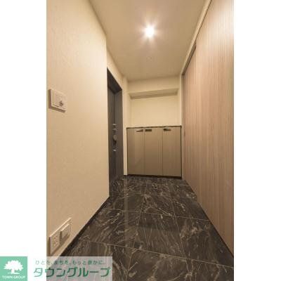 玄関　※写真は同タイプ住戸です。