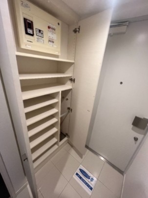 セキュリティ　同タイプ、別部屋のお写真（仕様等が異なる場合がございます）