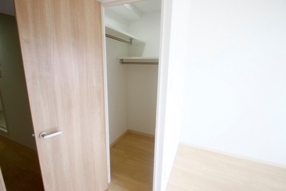 収納　※別部屋の写真です