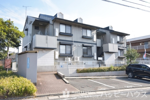 建物外観　南向き！　日当良好♪♪