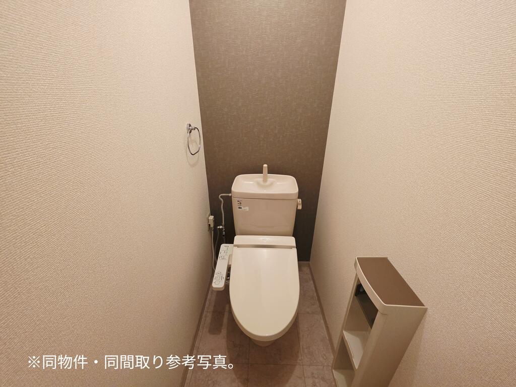 シャーウッド桂のトイレ写真