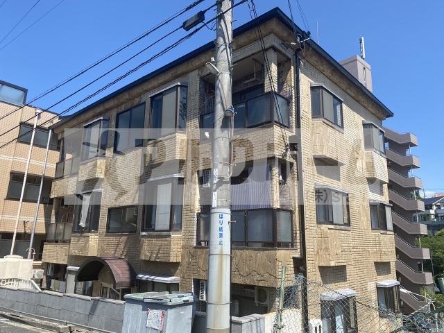 ECP高井田IIの建物外観