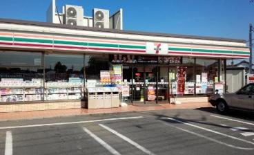 コンビニ　セブンイレブン 朝霞岡3丁目店（コンビニ）まで819m