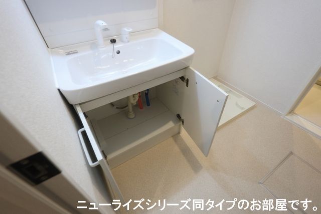 【神栖市柳川のアパートの洗面設備】