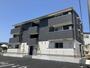 松江駅よりバス9分 徒歩2分 築1年5ヶ月 3階建の賃貸物件