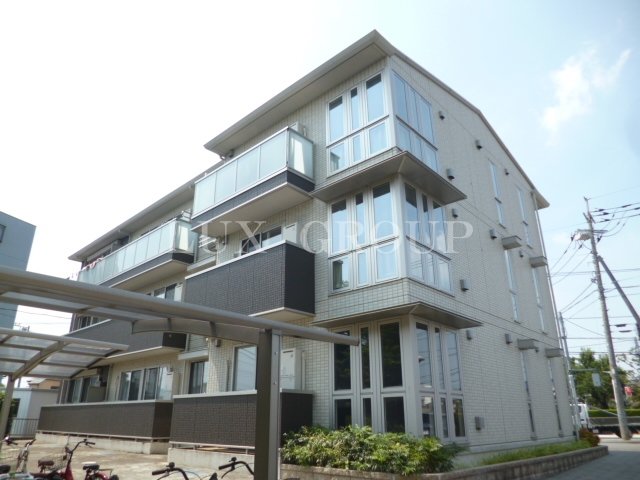 立川市栄町のアパートの建物外観