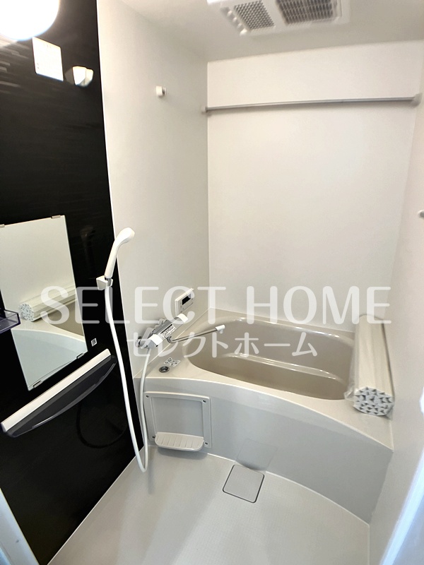 バス・シャワールーム　落ち着いた空間のお風呂です