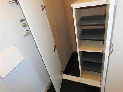 玄関　シューズボックスあり