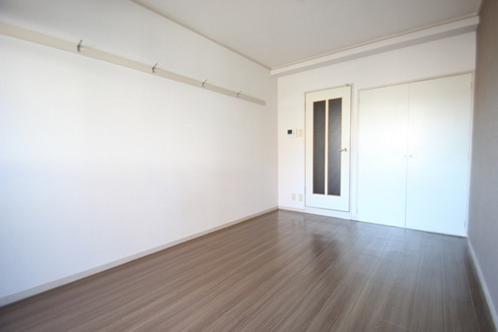 居室・リビング　※他号室の写真になります