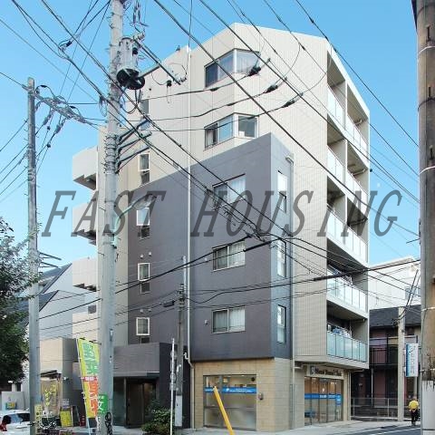 【渋谷区代々木のマンションの建物外観】