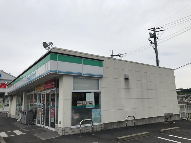 【橋本市隅田町中島のアパートのコンビニ】