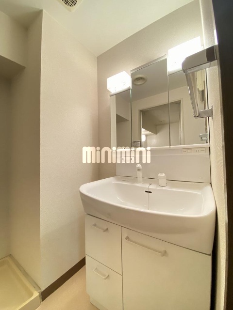 洗面設備　洗髪洗面化粧台